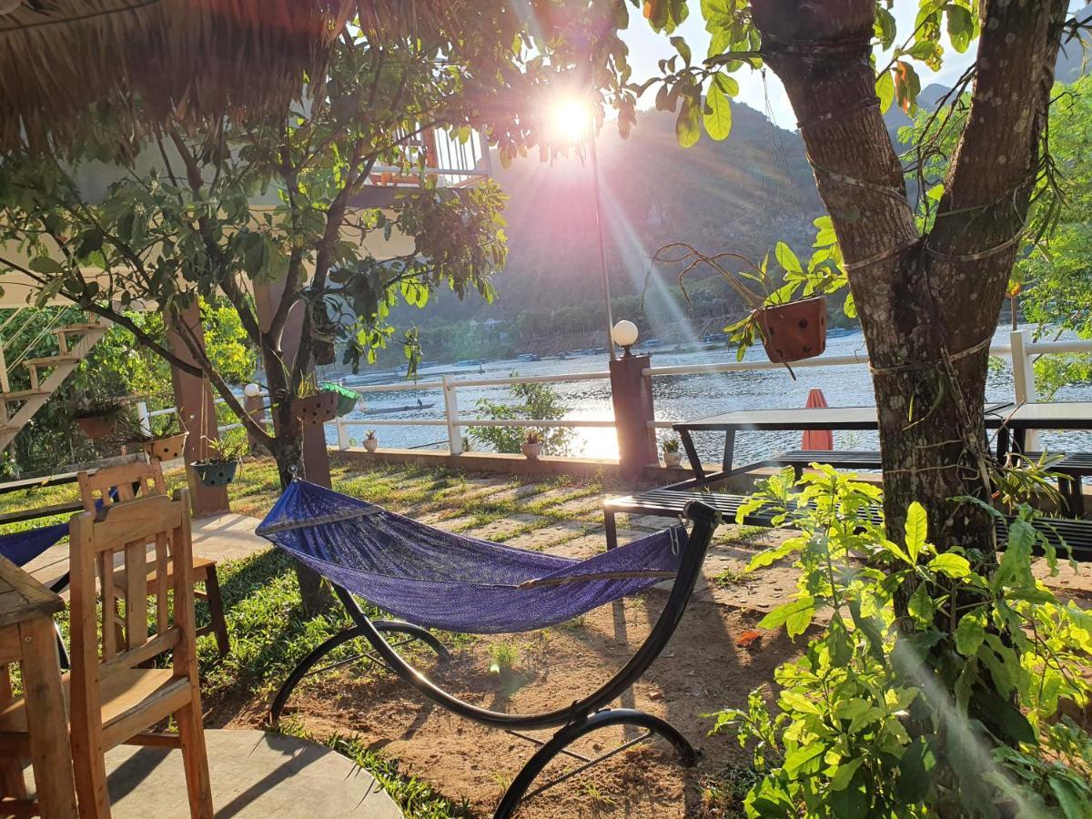 Carambola Bungalow フォンニャ エクステリア 写真