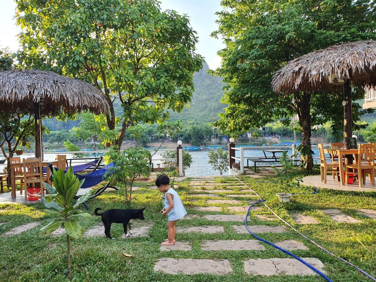 Carambola Bungalow フォンニャ エクステリア 写真